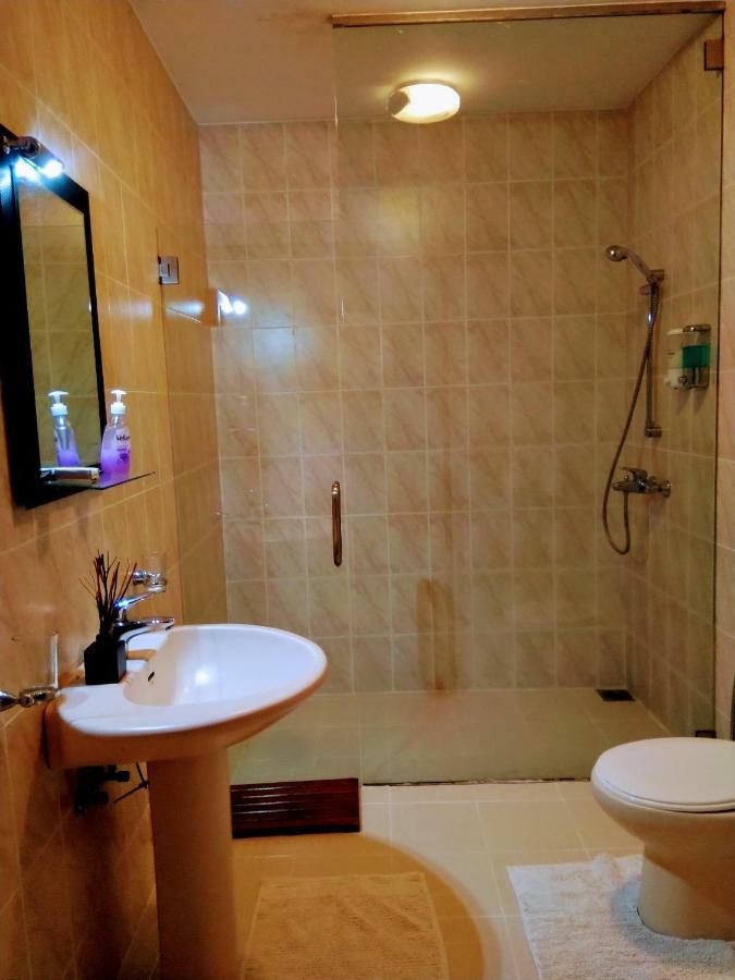 36 Bed & Breakfast キャンディー エクステリア 写真