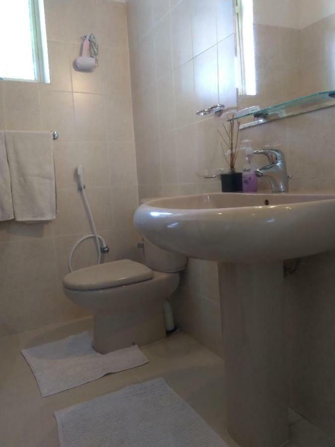 36 Bed & Breakfast キャンディー エクステリア 写真